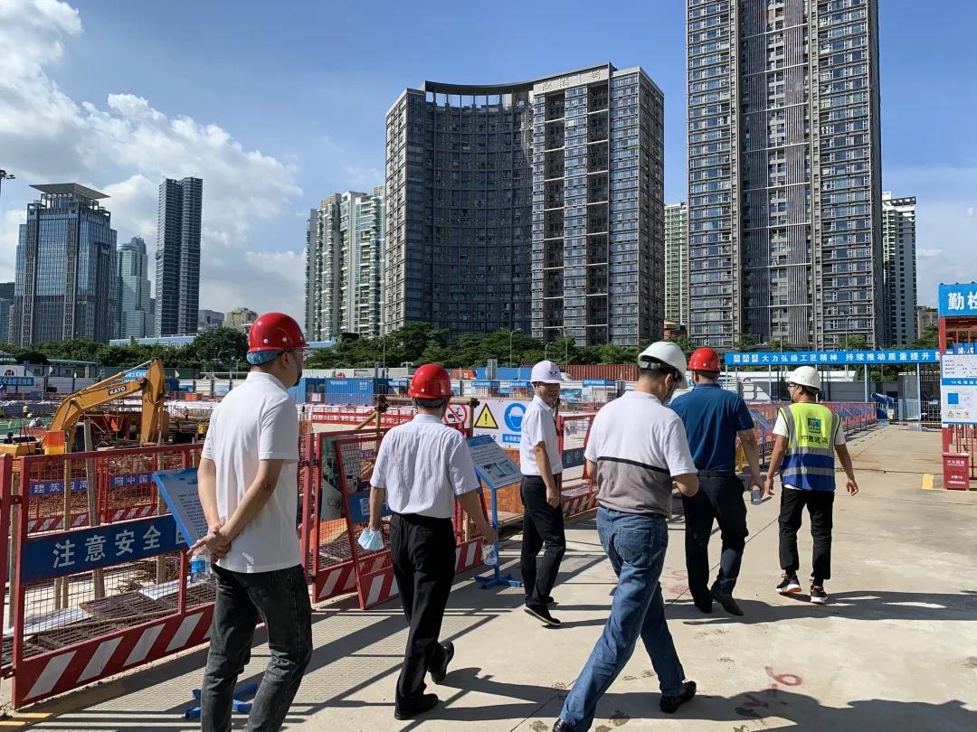 全咨会考察组赴皇岗口岸重建项目调研 (3).jpg